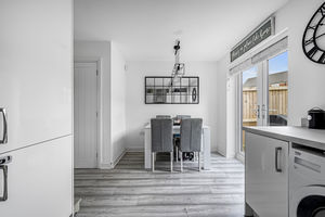 Photo 17- click for photo gallery